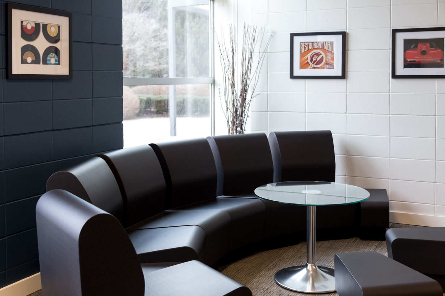 Feek 18号休息室，大堂